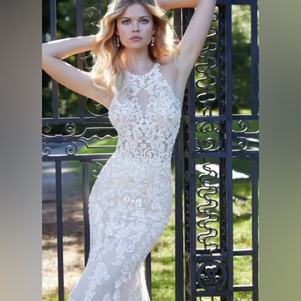 Elegant Lace Halter Gown Wedding Dress - Picture 2 of 8